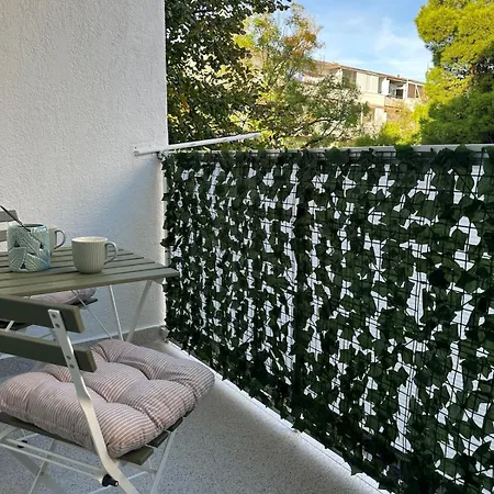 Zen Apartment *